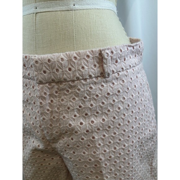 BANANA REPUBLIC Women’s Light Pink Eyelet shorts size 2 - Picture 7 of 11